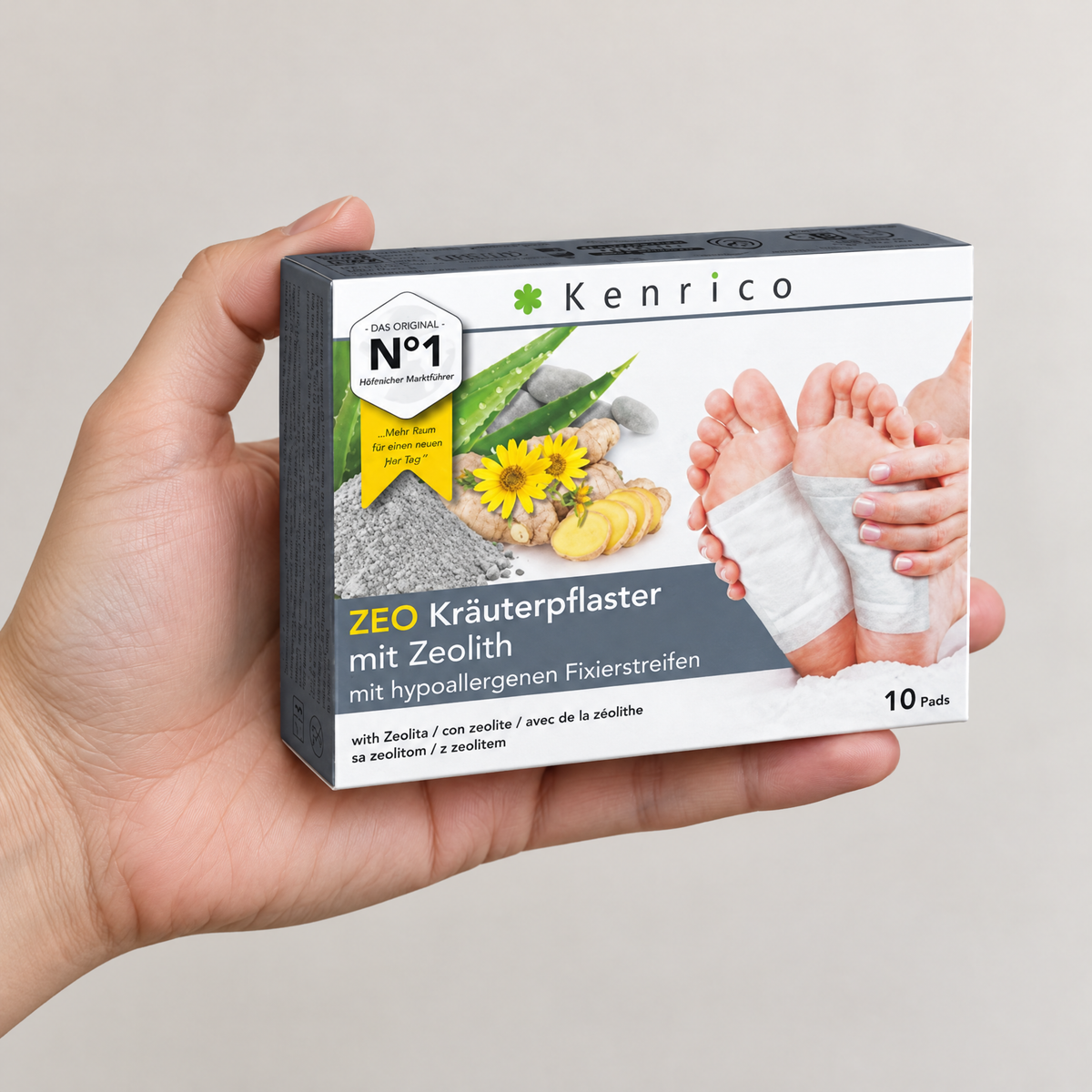 Kenrico BIO Kräuterpflaster ZEO mit Zeolith, 10 Stk. – Grössenvergleich in der Hand